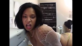 Crystal Heart Knows How to Suck Cock