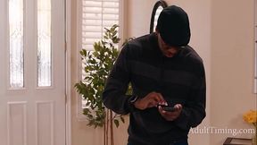 Early Arrival, Carnal Carnival - Victoria Voxxx, Jon Jon