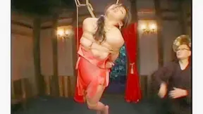 Sexo Duro de BDSM con Ataduras Atractivas