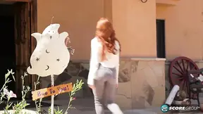 Redheaded Braceface Vanna Bardot Fingers Her Tight, Shaved