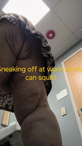 Sneaking off at Work Fuck She&#039;s Gonna Squirt