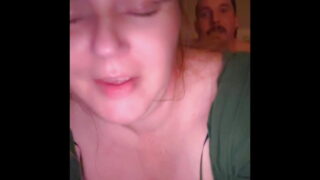 Avsugning, deepthroat, stönande, deep throat &#8211; hardcore analsex session för amatör stora naturliga tuttar Amerikansk hora