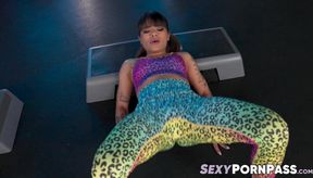 Lexi Dona and Michy Perez work on their pussies while working out