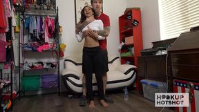 petite supermodel alicia reign hooks up with bryan gozzling!