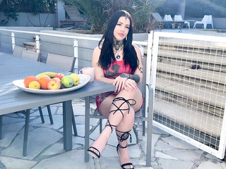 ”Laeticia, 24 years old, quite a character...”