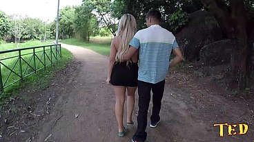 Mirella Mansur acha um dotado na rua e engole a piroca toda - Big Bambu