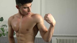 EastBoys.com - Athletic Shaw as well as Flex workout