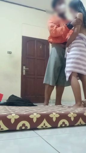 I am fucking with the delivery man for pay