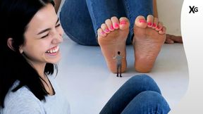 Giantess Babysitter can't resist crushing shrunken person after foot worship