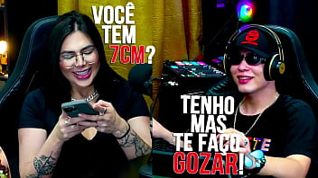 Curvy Lary Cubas checks out Ruan's huge dick