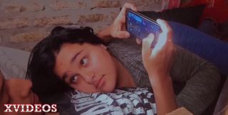 Playing Free Fire with My Best Friend and She Gives Me a Blowjob so That I Lose the Game