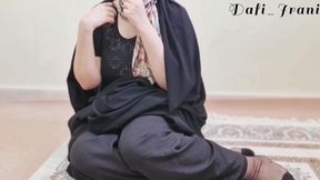 صاحب خونه اجاره شو میخواد م.ا.م.ا.نش پول نداره به پ.س.ر.ش میگ اونم ازش میخواد...(مکالمه فارسی)