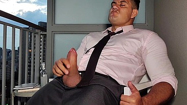 YURI GAÚCHO - BOSS JERK OFF
