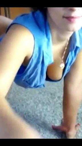 Naughty and Naked Twerk Tease: Sexydea's Sensational Performance