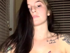 Amateur hottie solo masturbation