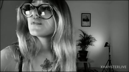 Chica webcam 1