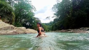 ts angelique - hard cum in a tropical river