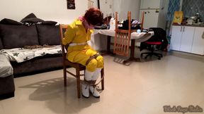 April O&#039;neil cosplayer chairtied