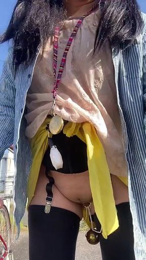 No. 220 Setting a Vibrator in My Pussy During a Morning Bike Ride