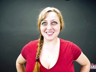 Blond Chick Gwen Likes Giving A BJ And Ass drilling Butt Deeply!