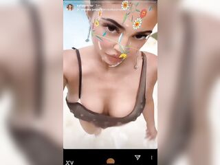 Kylie Jenner bare episode