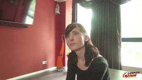 german scout - lia louise vom alten sack und casting agent gefickt