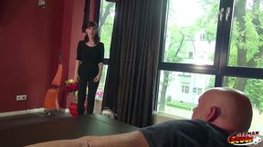 german scout - lia louise vom alten sack und casting agent gefickt