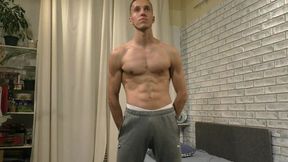 Darlan Debut Show. Enzo first time in front of camera. Posing, flexing and wanking... cumshot expected. Darlan is SuperTwinks com model. 5 sites for less than 1 $/day ove