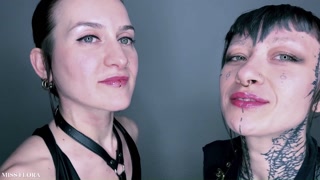 Making out with Mixstress Vida - kissing / make out session