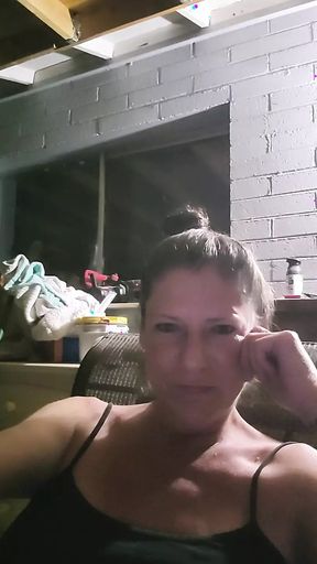 Horny Cougar Milf Masturbates and squirts outside