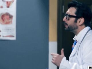 PureTaboo: Strange doctor impregnates busty & ass woman Siri on PornHD