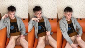 18 and horny: twink s sticky load explosion