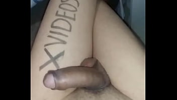 QUE RICO MI PENE Y PIERNAS