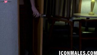Huge Loads & Big Dick's - Anal Threesome with Hunk Studs