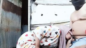 Riani asked to be out of the room because she was too busy with her husband′s