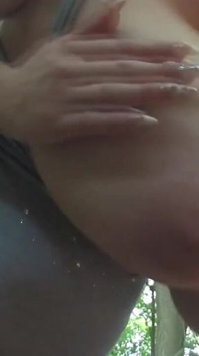 Biggest Boobs Bouncing!