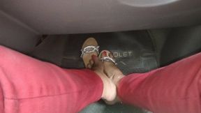 Pronounced arches of feet riding in a motor vehicle (1)