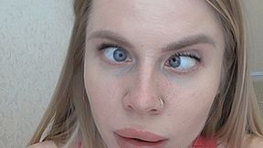 Cross-eyed blue eyes! MP4