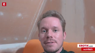 Blonde bombshell Mia Blow shows him her naughty skills! (English)