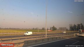 mi companera de asiento en bus se calienta y termina devorandose mi pico y leche- publico