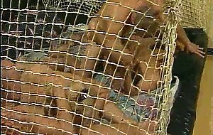 Juliareaves-salsa - private linie 12 - scene 3