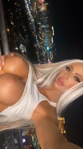 Room Service: My Mouth Only 😜💦