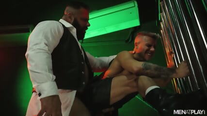 Cruising At Club-X 5