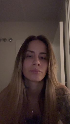 Big-titted amateur teases her followers on OnlyFans