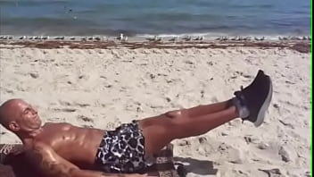 MAXXX LOADZ PORN STAR &amp_ FITNESS MASTER WORKING OUT &amp_ FLEXING AT THE BEACH THE BEST MALE BODY IN PORN