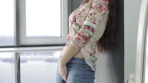 Hot Girl, All Alone, Puts the Dildo Deep in Her Pussy and Masturbates