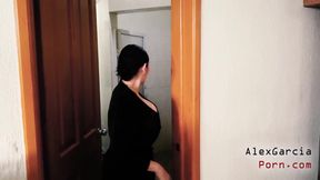 Girlfriend wakes me up with oral sex because she wants to fuck hard