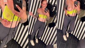 dessous shopping!! nackte titten in der umkleidekabine!