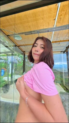 Come See How I Eat This Big Huge Cock