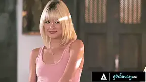 Jessie Saints Caught Masturbating Porn By